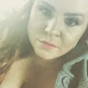 Meet your Posher, Desiree